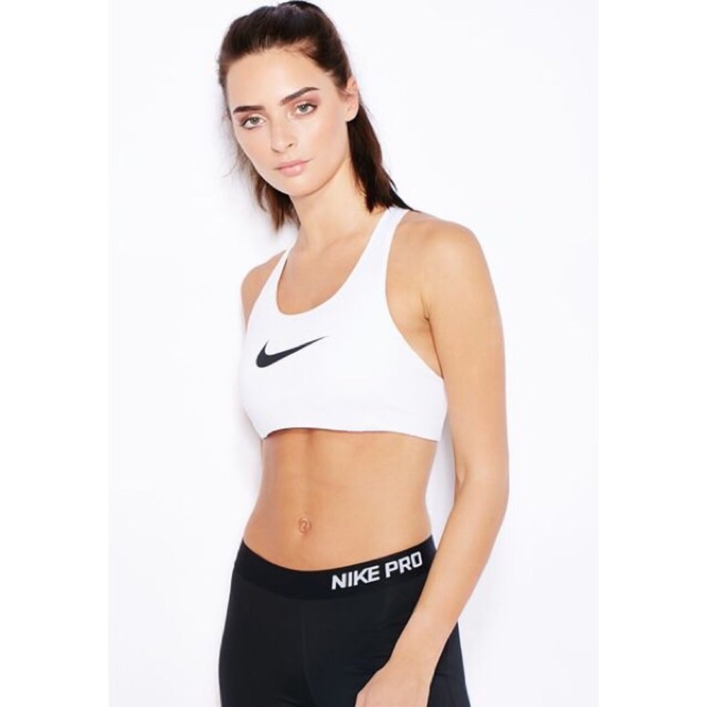 NWOT Nike Swoosh Logo Sports Bra